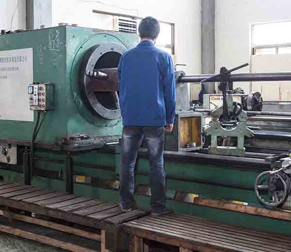 冷拉圓鋼加工過(guò)程