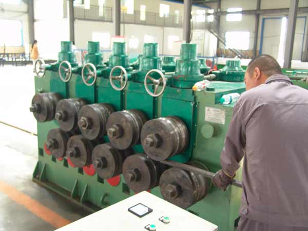 冷拔鋼機(jī)設(shè)備