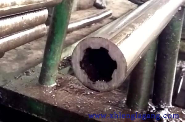 內(nèi)花鍵孔冷拉圓鋼